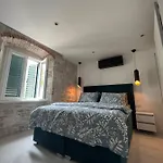 Apartment Madonna
