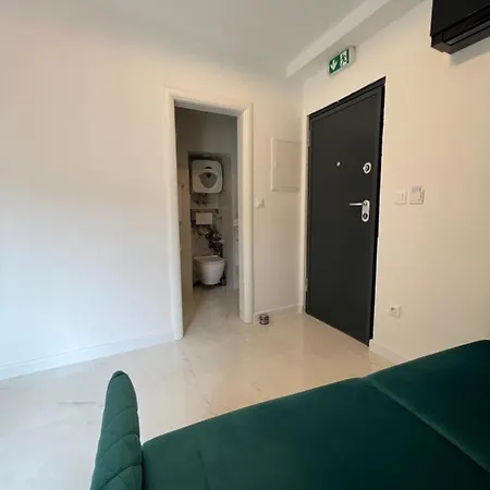 Madonna Apartment
